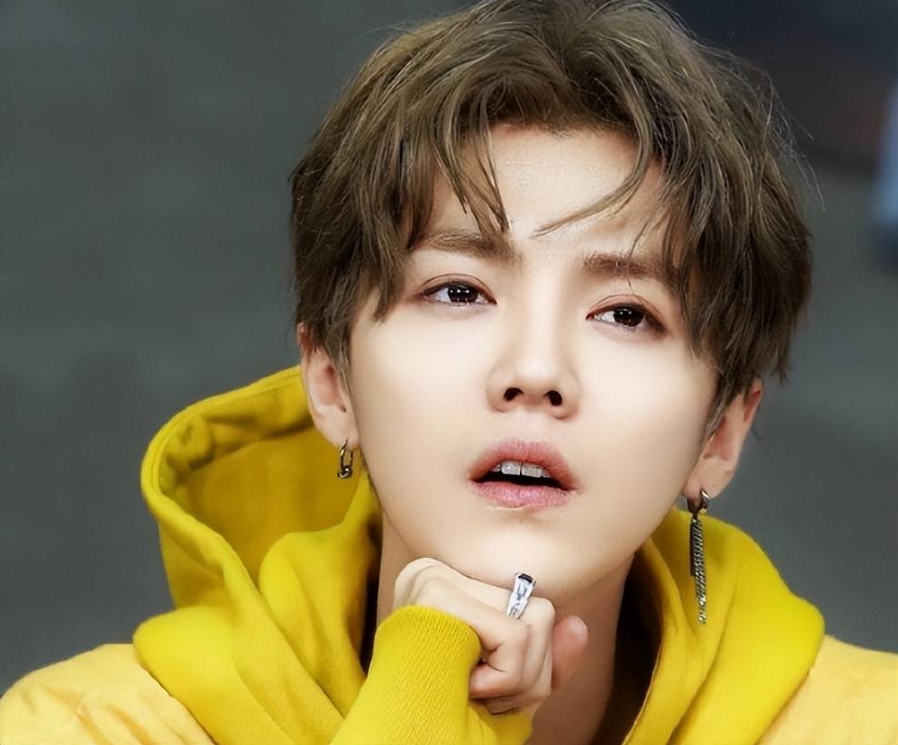 爆料内娱男星关晓彤和向涵之还是太体面了pg电子试玩平台关系藏不住了！司晓迪(图4)