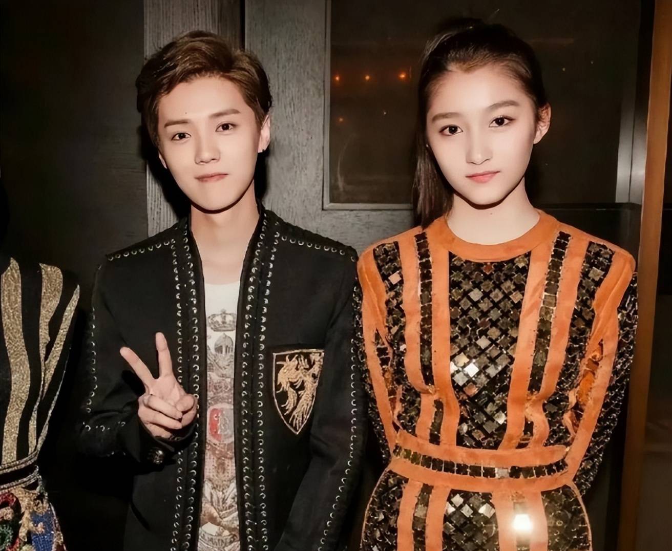 爆料内娱男星关晓彤和向涵之还是太体面了pg电子试玩平台关系藏不住了！司晓迪(图5)