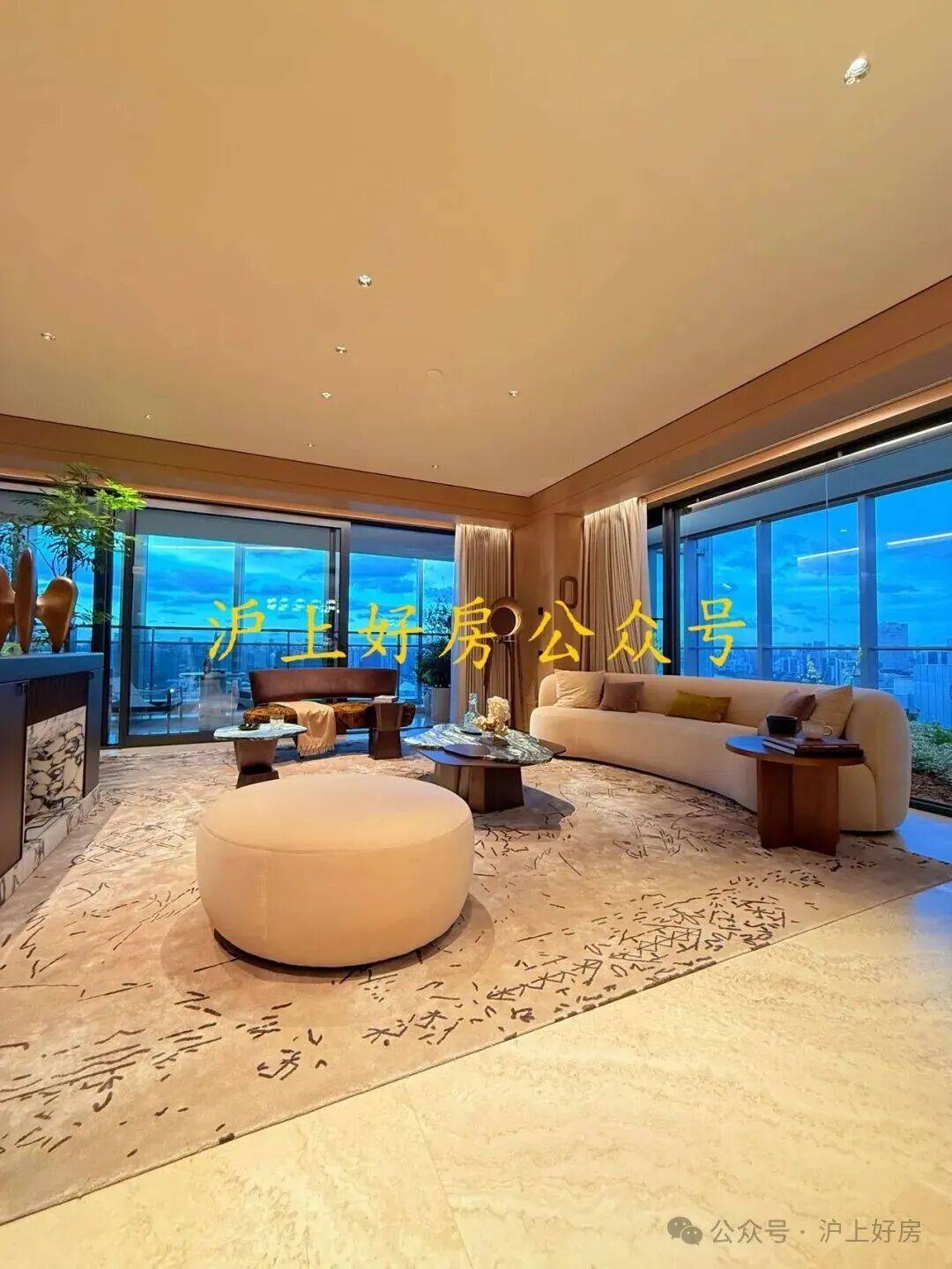 心前台电线楼盘百科→楼盘网站→测评→中心电话→来电预约看房pg电子入口澐启滨江(售楼处)电话→上海华润澐启滨江售楼中(图6)